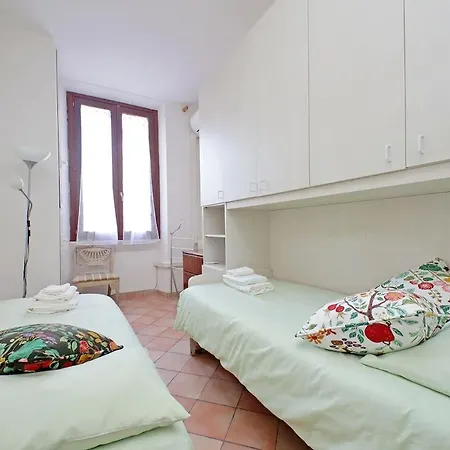 Charming Vatican 150m2 - 1600sq Ft *